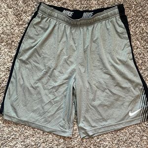 Mens Nike athletic shorts dri fit XL